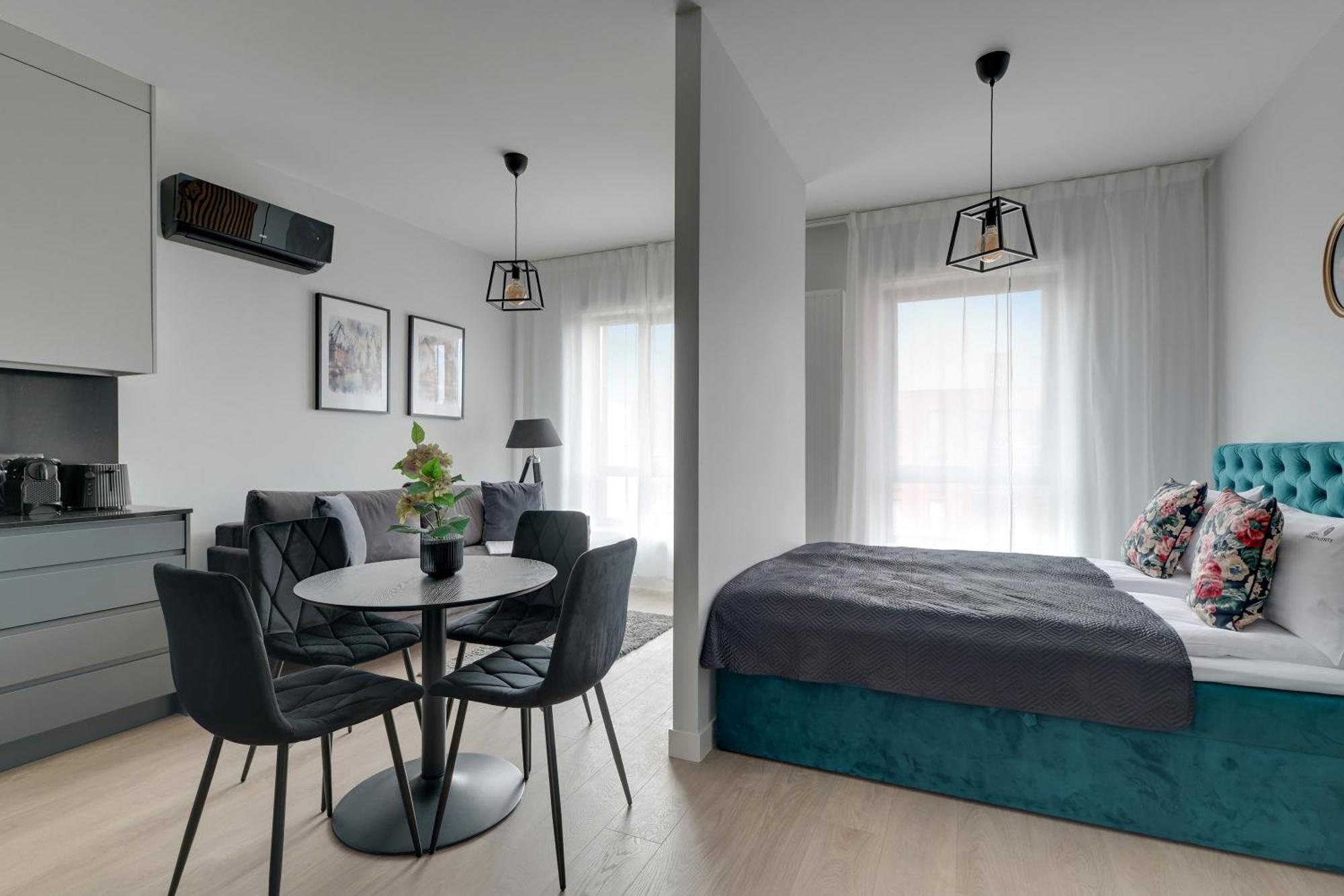 Scala City Center Apartments & Studios By Lion Apartments Danzica Esterno foto